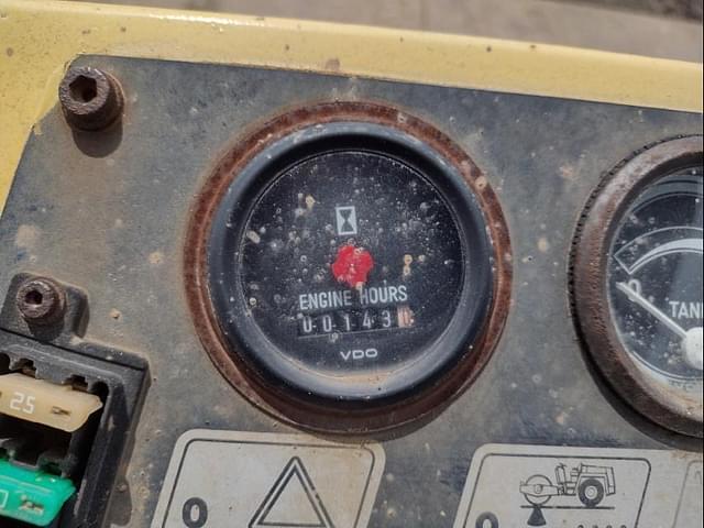 Image of Bomag BW172D equipment image 4