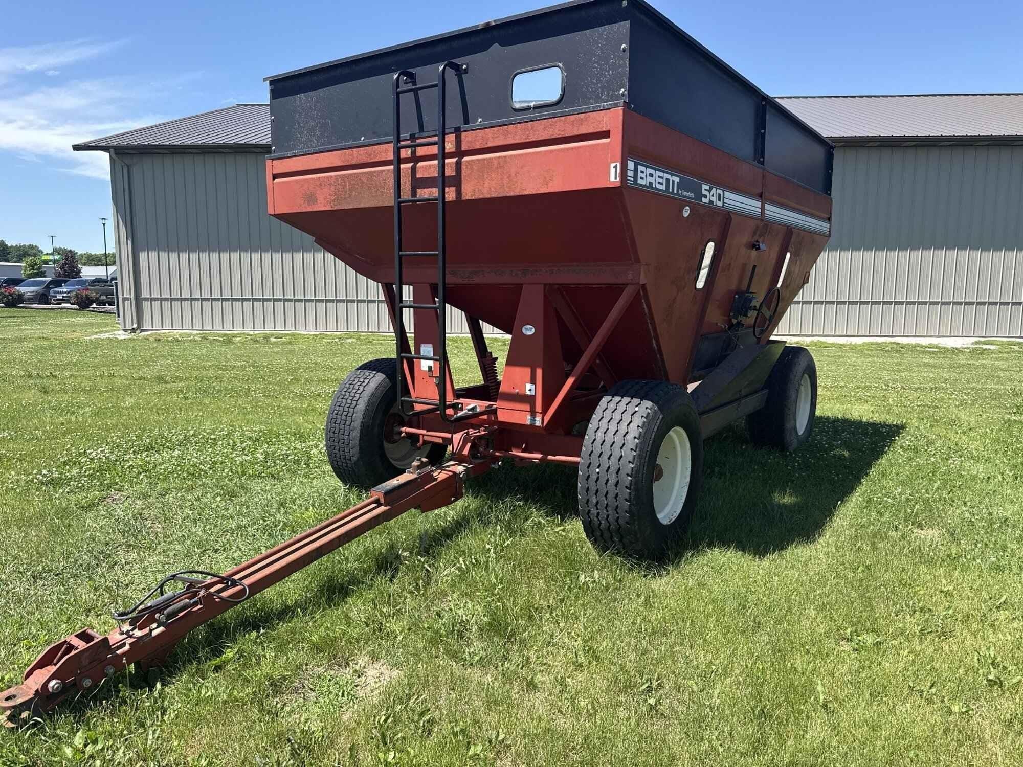 1997 Brent 540 Equipment Image0