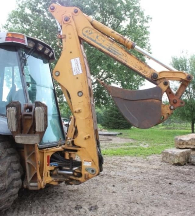 Image of Case 580 Super L equipment image 4