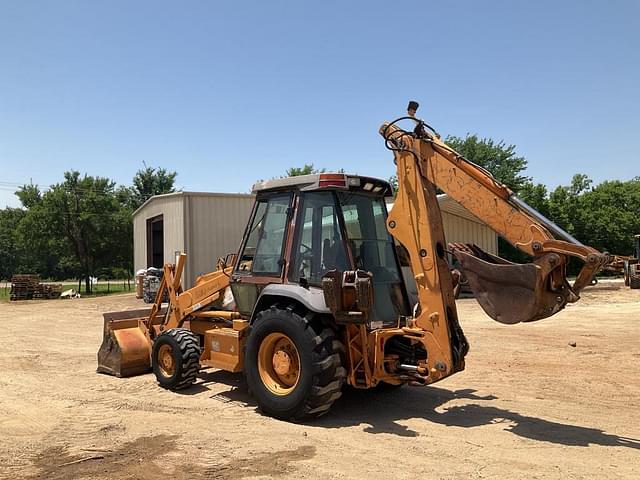 Image of Case 580 Super L equipment image 3