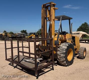 Main image Case 585E