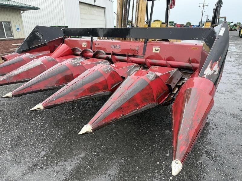 1997 Case IH 1063 Equipment Image0