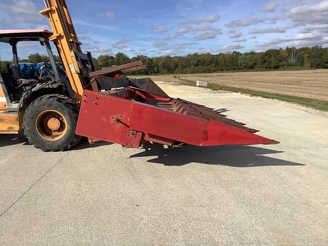 Image of Case IH 1083 equipment image 1