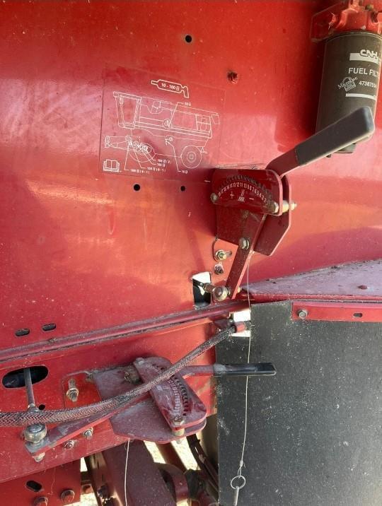 Image of Case IH 2144 equipment image 4