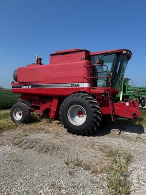1997 Case IH 2166 Image