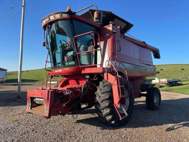 Image of Case IH 2166 equipment image 2