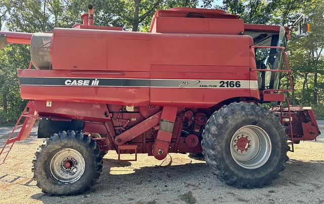 Image of Case IH 2166 equipment image 4