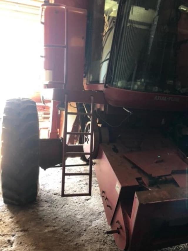 Image of Case IH 2166 equipment image 2