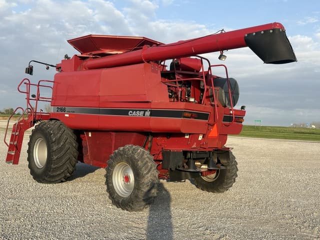 Image of Case IH 2166 equipment image 3
