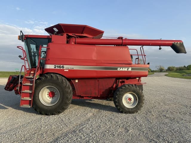 Image of Case IH 2166 equipment image 1