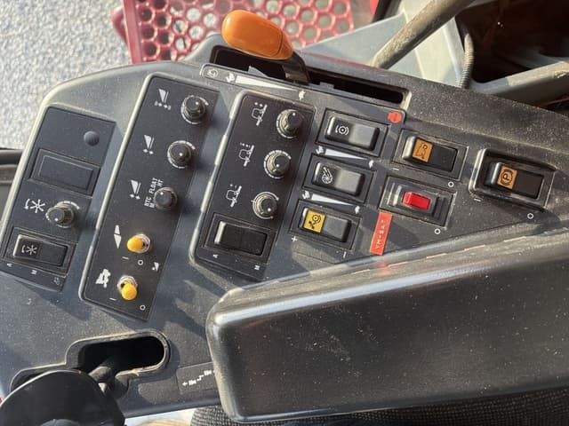 Image of Case IH 2166 equipment image 4