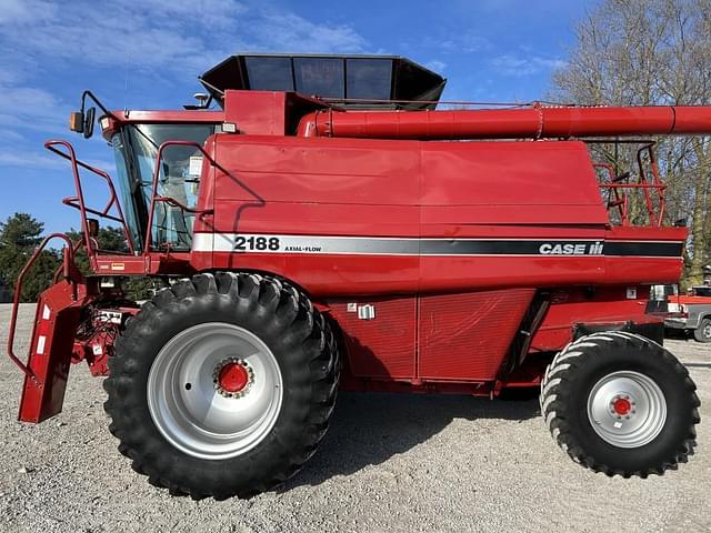 Image of Case IH 2188 equipment image 2