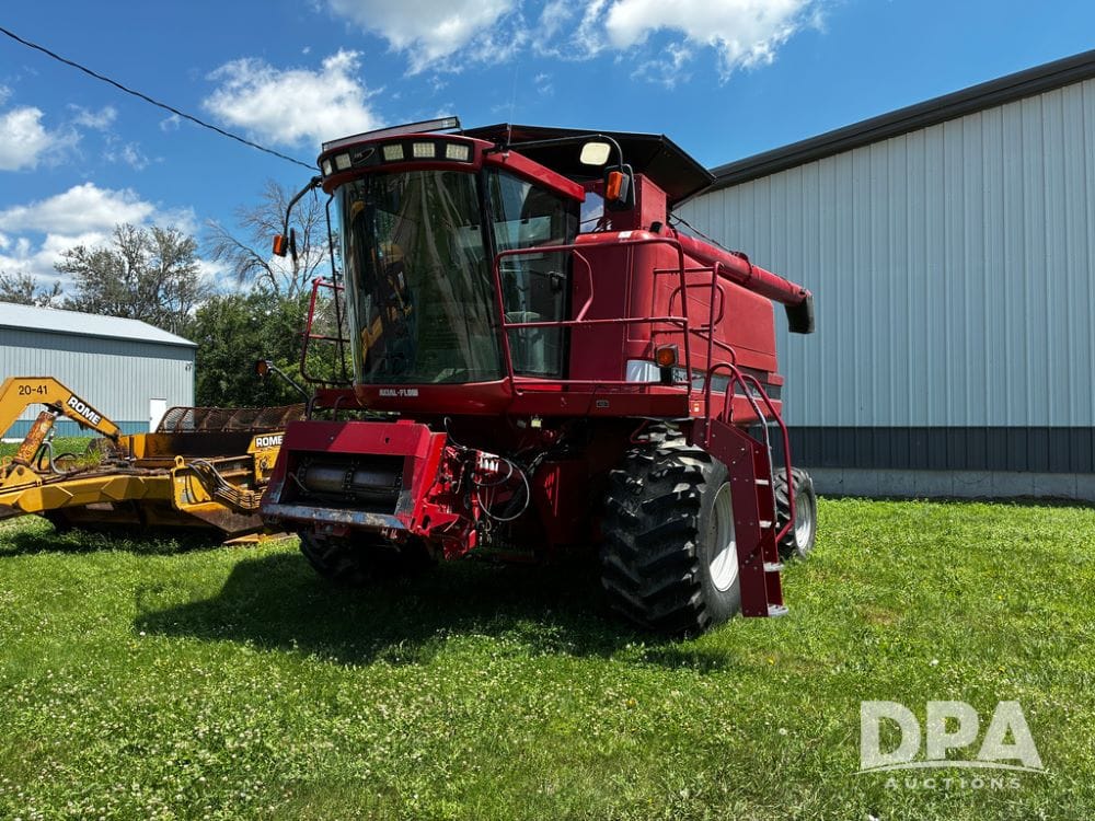 1997 Case IH 2188 Equipment Image0