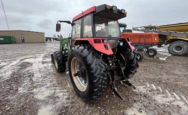 Image of Case IH 5240 equipment image 1