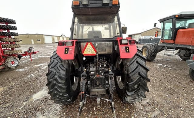 Image of Case IH 5240 equipment image 2