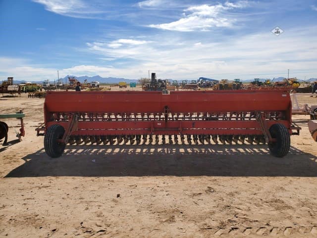 Image of Case IH 5400 equipment image 2