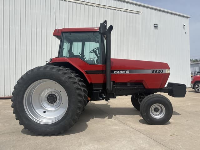 Image of Case IH 8920 equipment image 1
