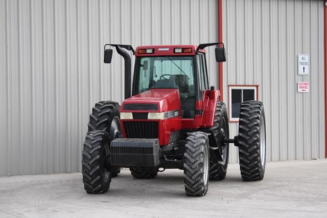 Image of Case IH 8920 equipment image 2