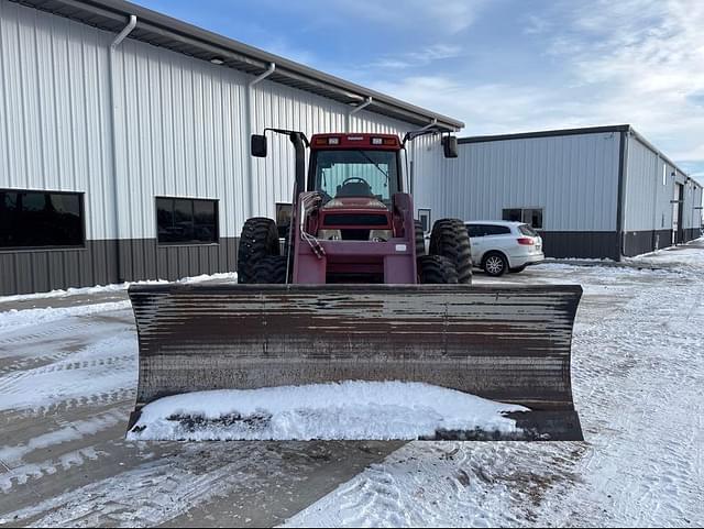 Image of Case IH 8920 equipment image 1