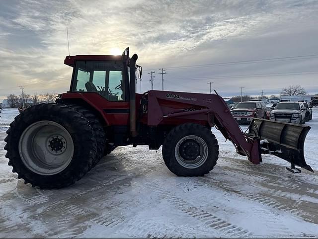 Image of Case IH 8920 equipment image 4