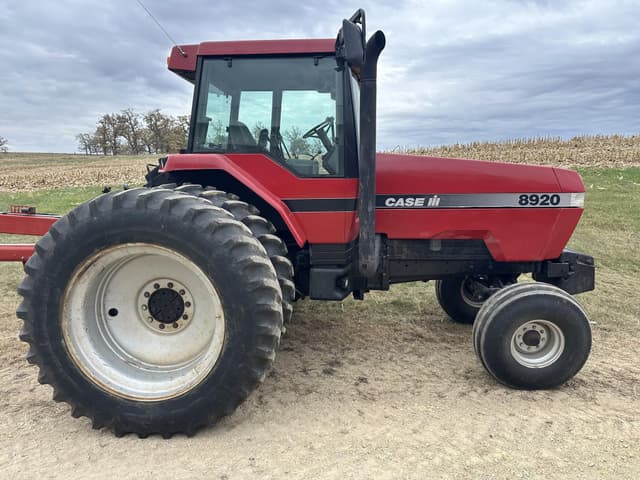 Image of Case IH 8920 equipment image 2