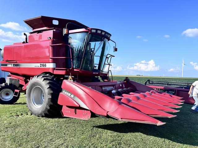 Image of Case IH 2166 equipment image 1