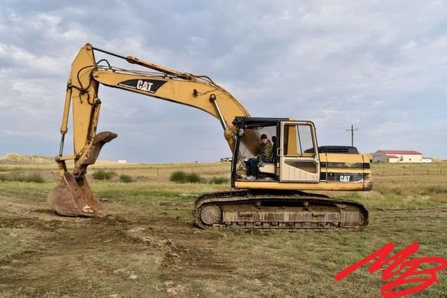Image of Caterpillar 322BL equipment image 3