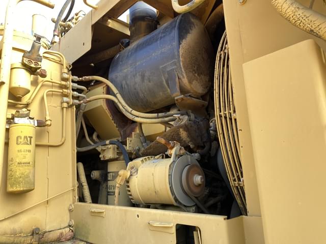 Image of Caterpillar 621F equipment image 4