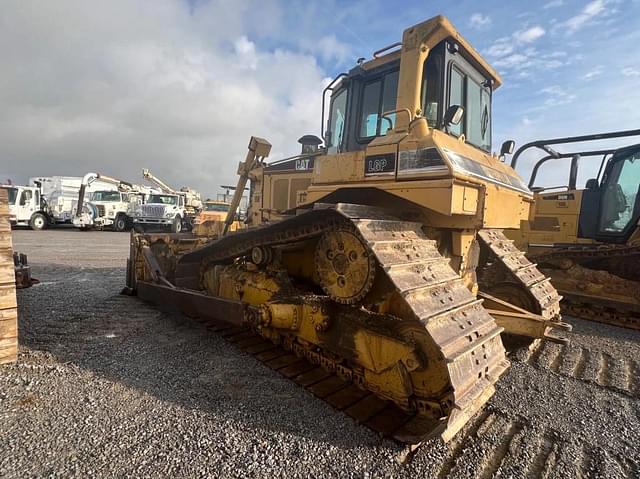 Image of Caterpillar D6R LGP equipment image 3