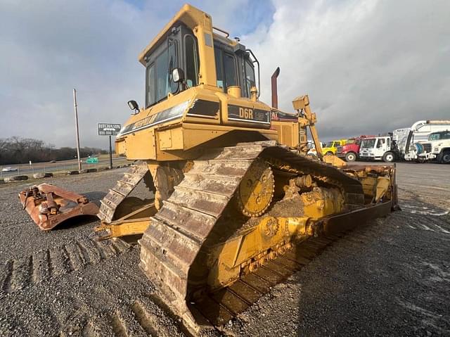 Image of Caterpillar D6R LGP equipment image 2