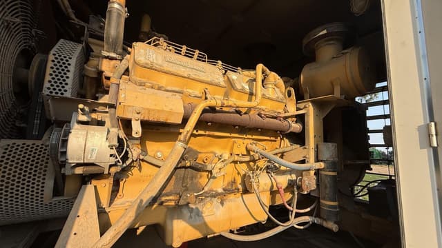 Image of Caterpillar 3412 equipment image 3