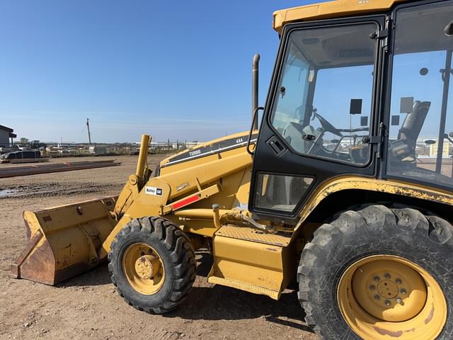 Image of Caterpillar 416 equipment image 3