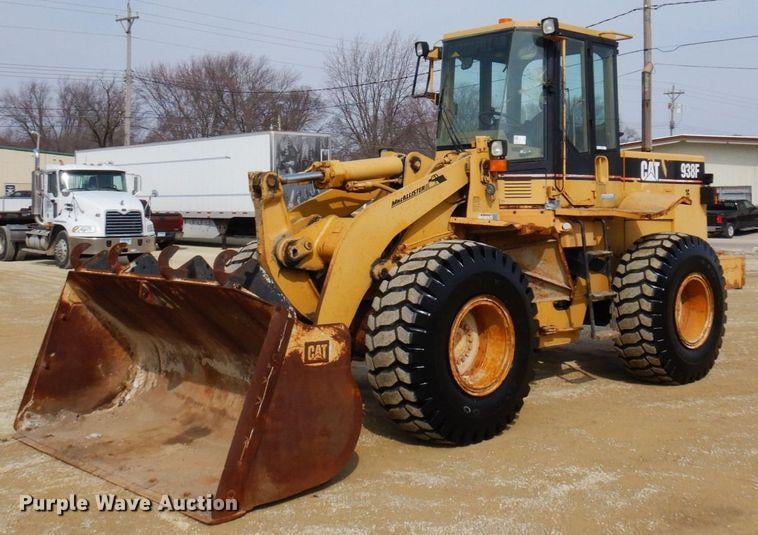 SOLD - 1997 Caterpillar 938F wheel loader Construction with 730 Hrs ...