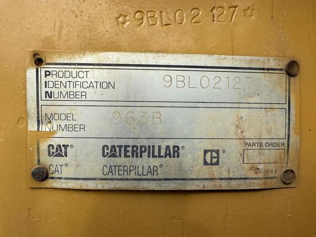 Image of Caterpillar 963B equipment image 2