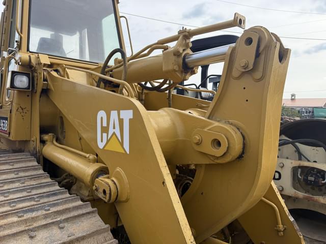 Image of Caterpillar 963B equipment image 4