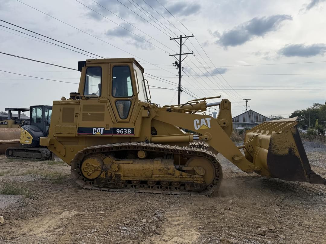 Image of Caterpillar 963B Primary image
