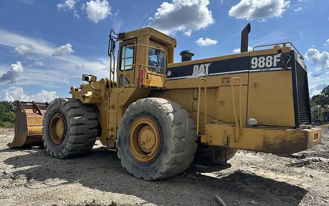 Image of Caterpillar 988F Series II equipment image 2