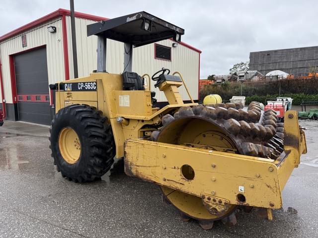 Image of Caterpillar CP-563C equipment image 3