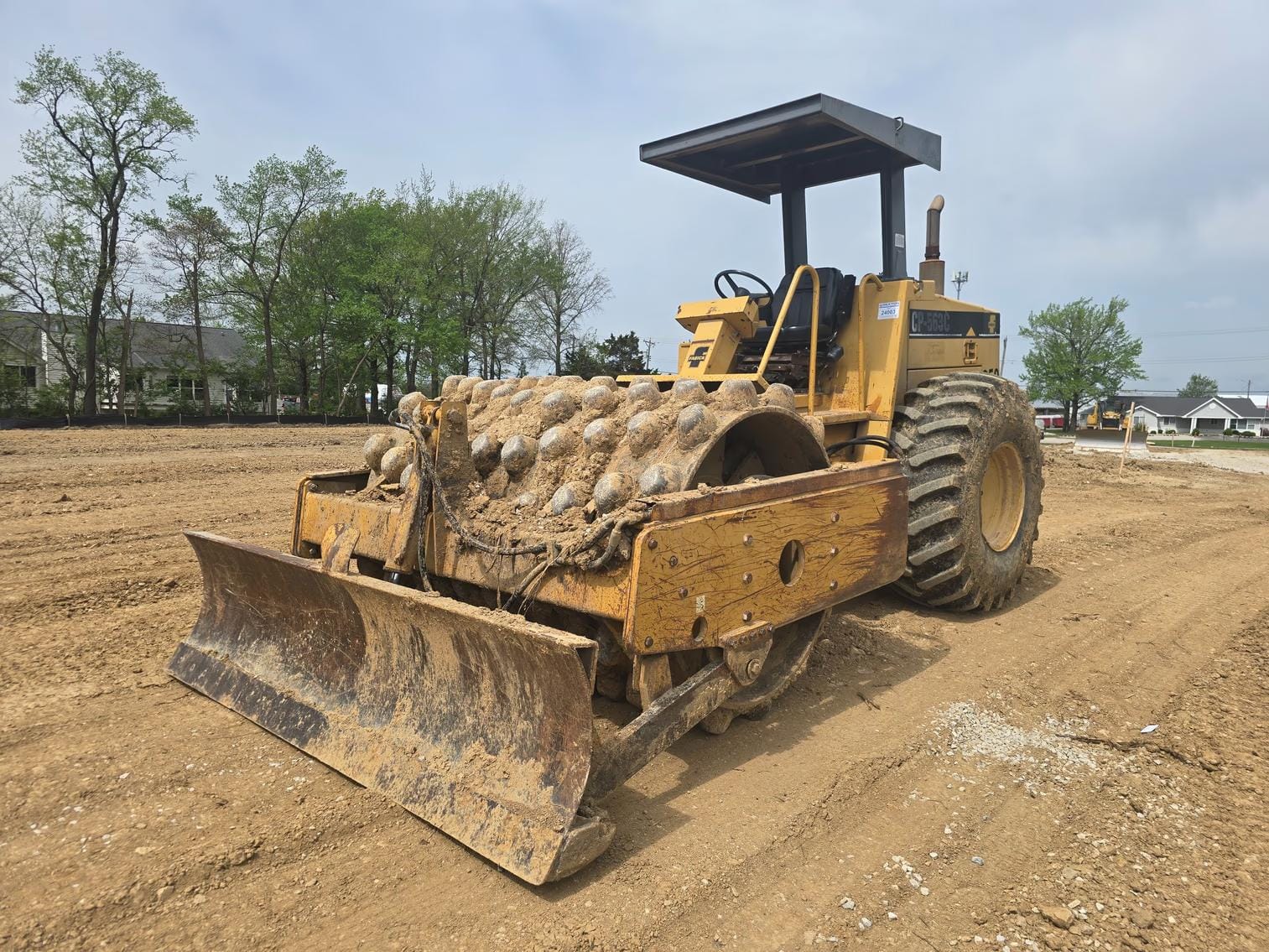 1997 Caterpillar CP-563C Equipment Image0