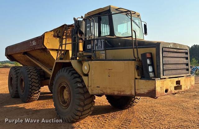 Image of Caterpillar D250E equipment image 2