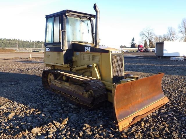 Image of Caterpillar D3C equipment image 2