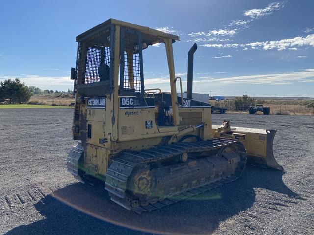 Image of Caterpillar D5C equipment image 4