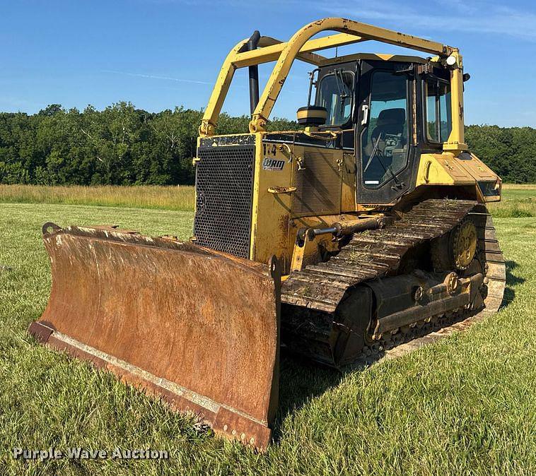 Image of Caterpillar D6M Primary image