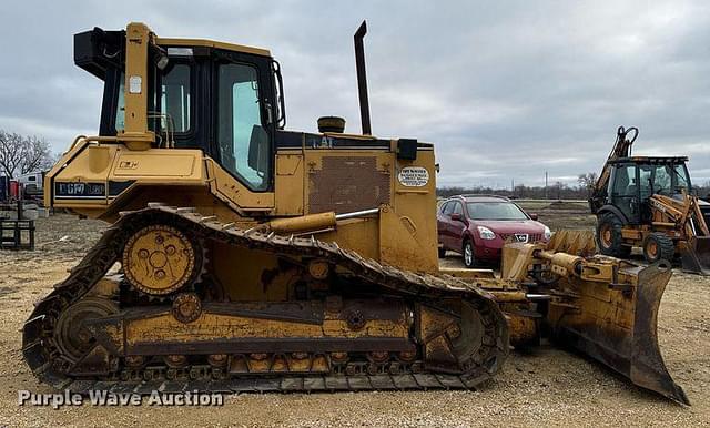 Image of Caterpillar D6M LGP equipment image 3