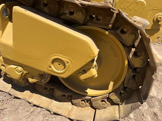 Image of Caterpillar D8R equipment image 4
