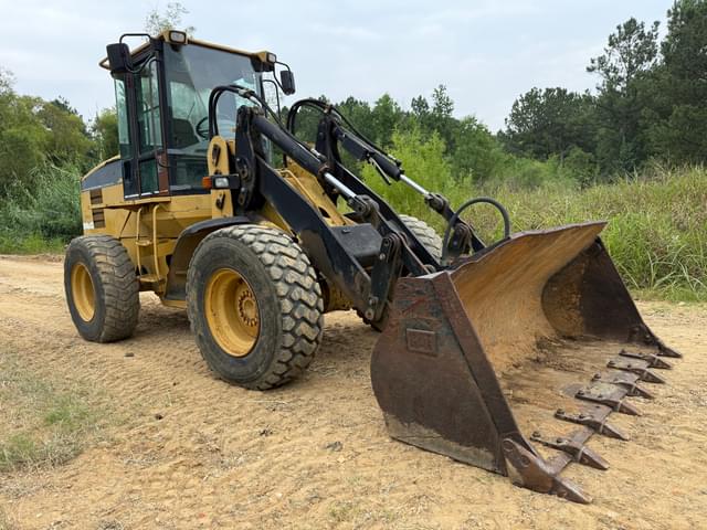 Image of Caterpillar IT28G equipment image 2