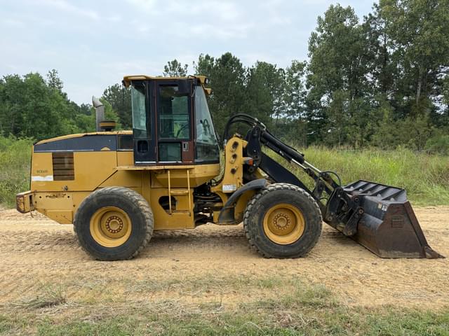 Image of Caterpillar IT28G equipment image 3