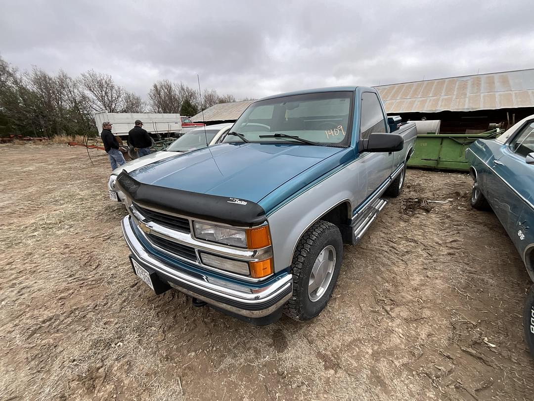 Image of Chevrolet 1500 Primary image