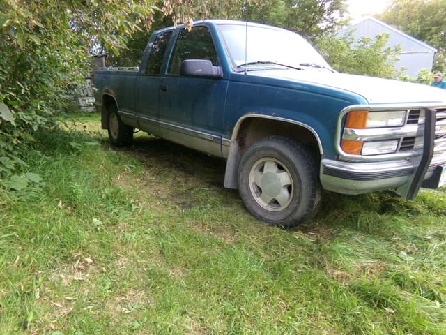 Image of Chevrolet 1500 equipment image 2