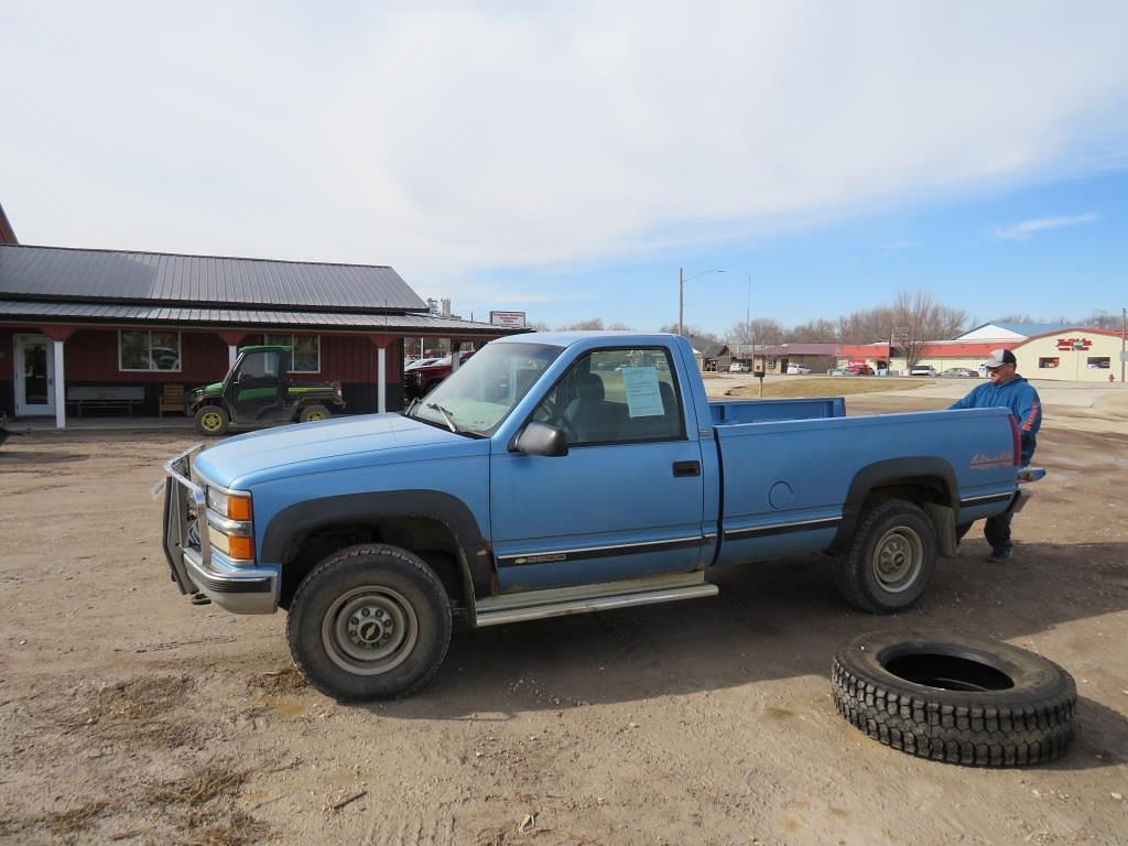 Image of Chevrolet 2500 Primary image